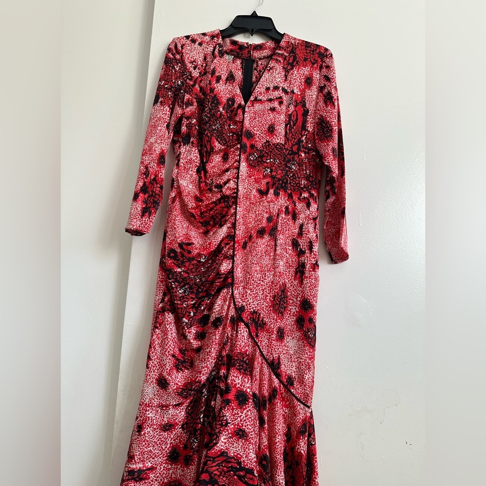 Elegant Asymmetrical Red and Black Dress - Picture 9 of 16